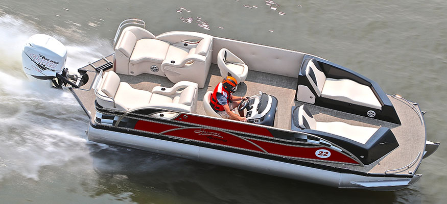 lakerace19_dorrispontoon